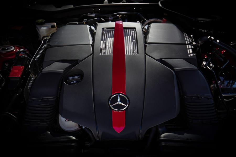 Моторный отсек Mercedes-AMG SLC43 2016 года  (AU) (фото 13 из 15)